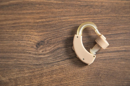 Why-Seniors-Need-Reliable-Hearing-Aids-in-Everyday-Life Zingle